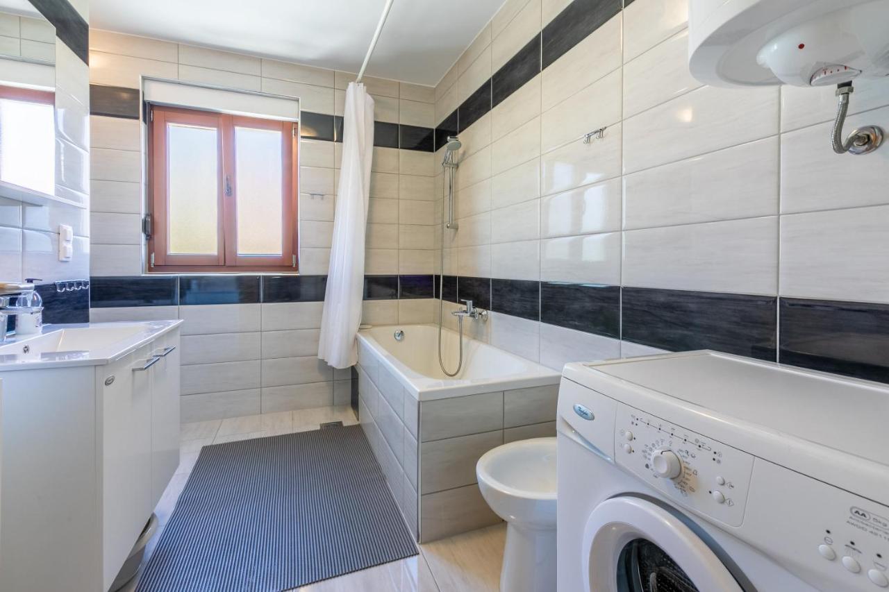 Apartments Mirena Цриквениця Екстер'єр фото